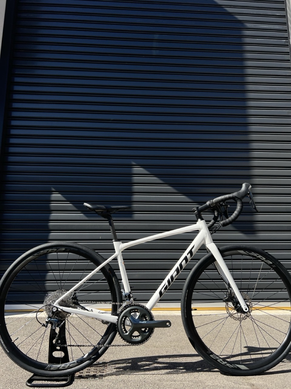 Giant Contend AR2